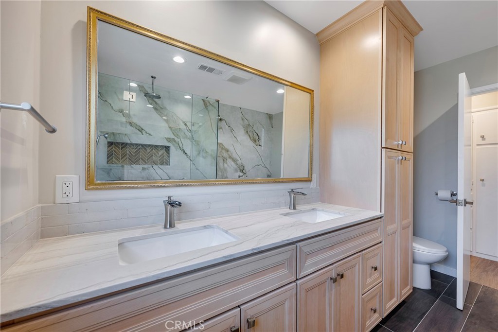 Anaheim Crest (ANCR) - Residential Lease