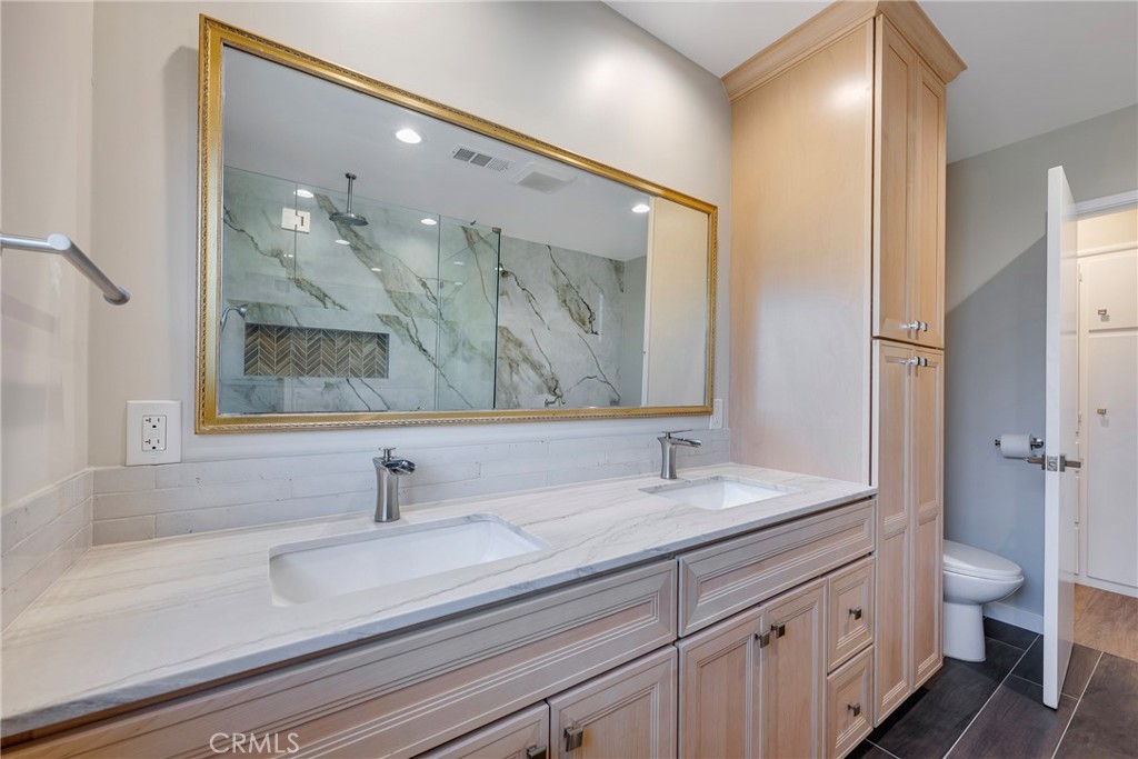 Anaheim Crest (ANCR) - Residential Lease