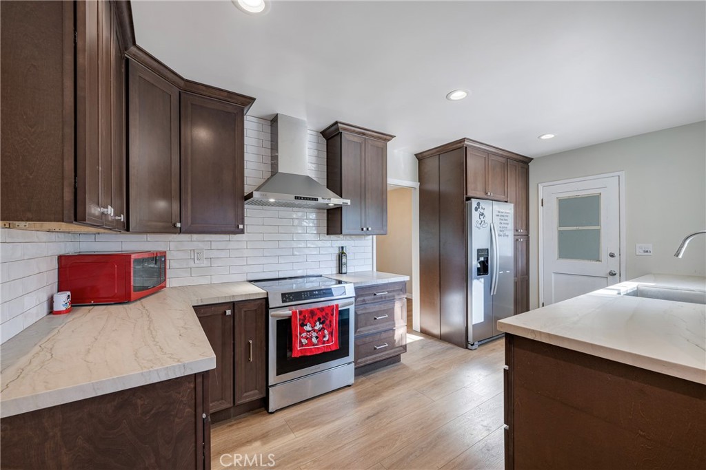 Anaheim Crest (ANCR) - Residential Lease