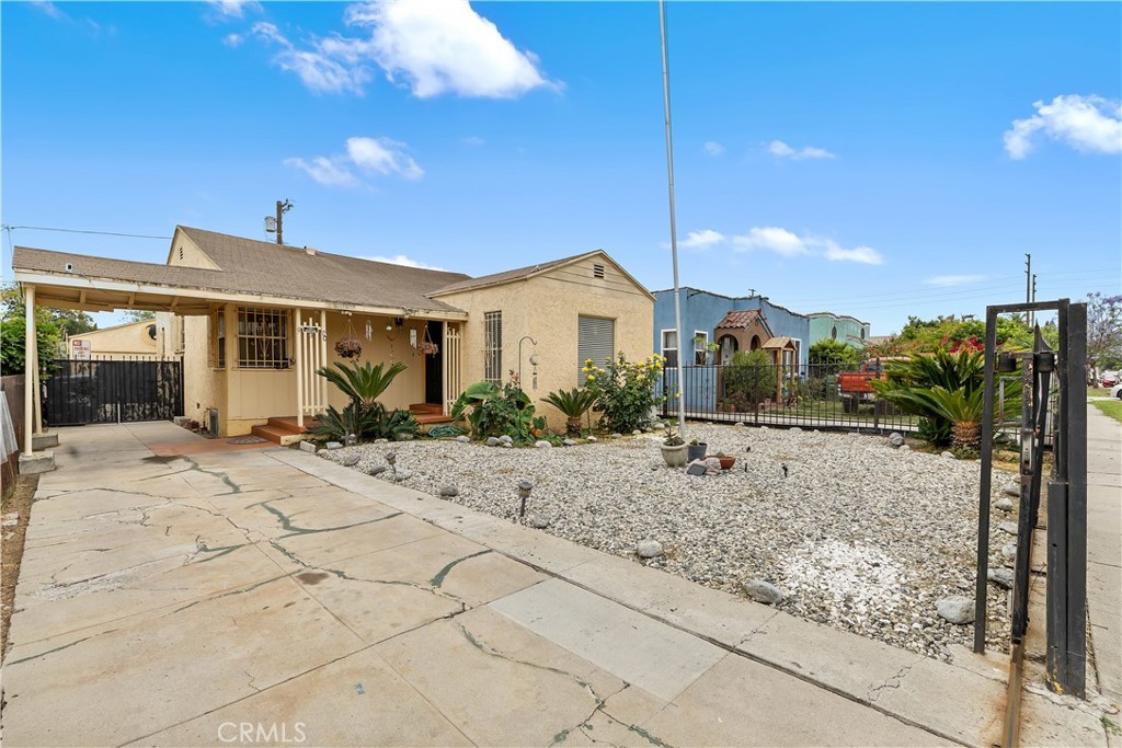 930 E 89th Street