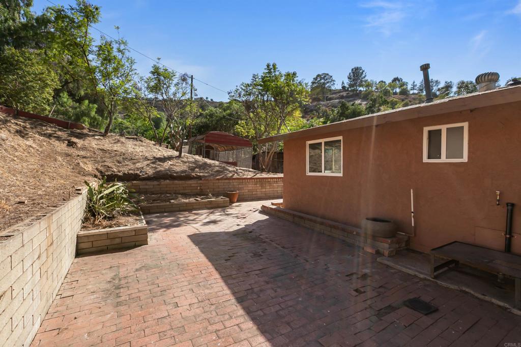 8838 Cherry Road