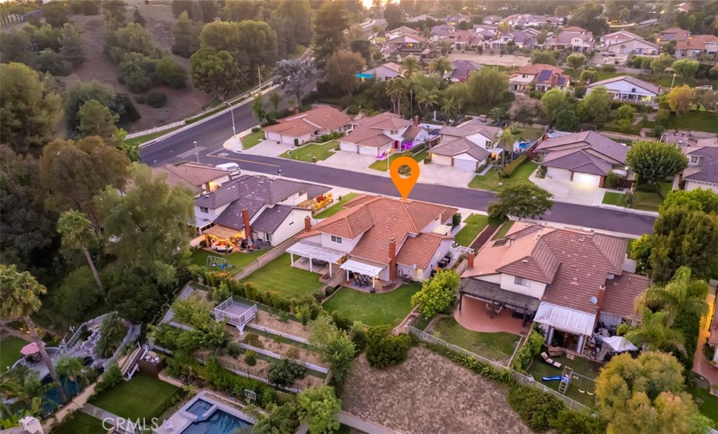 3922 Ravenswood Drive