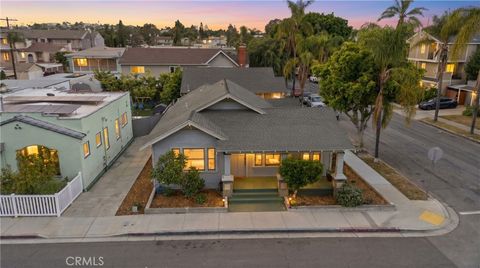 Photo of 1005 Roswell Ave, Long Beach, CA 90804 (MLS # PW26090694)