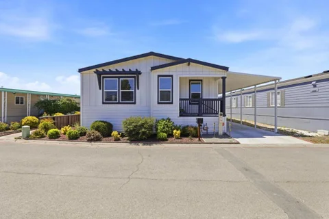 MLS: ML82050456