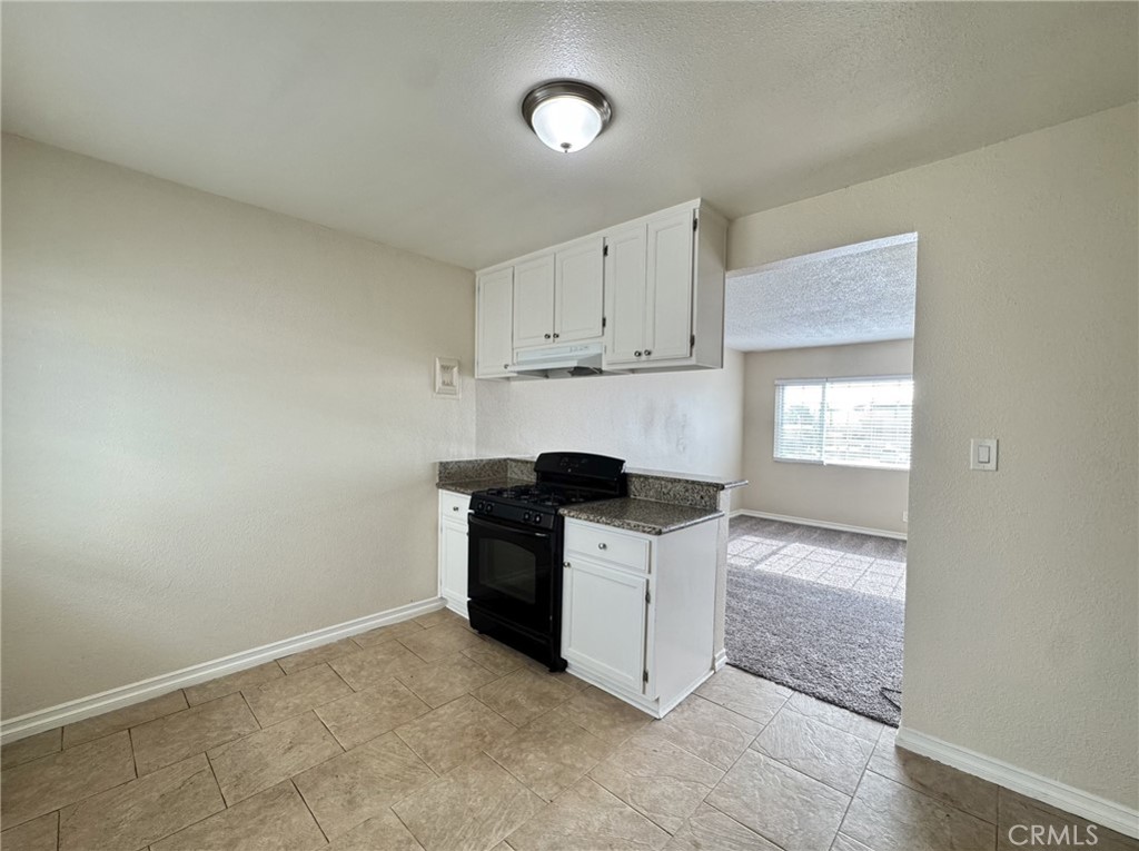 6300 Paramount Boulevard N