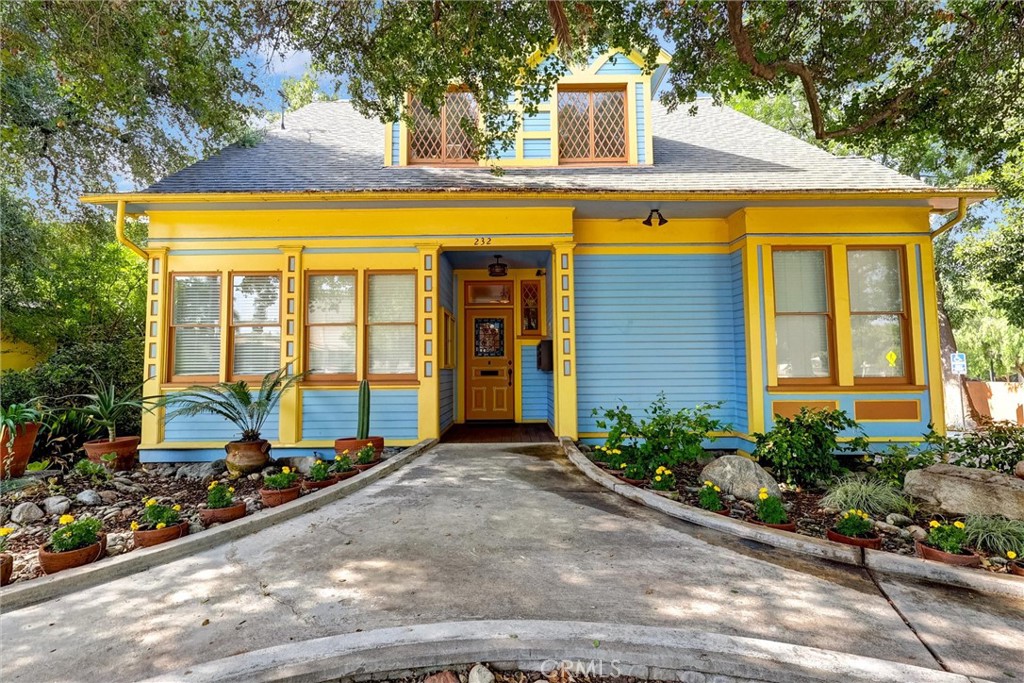 232 Harrison Avenue