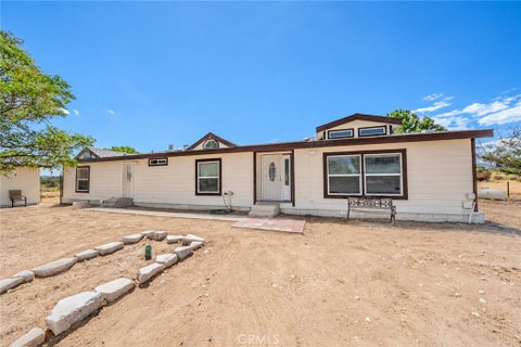Photo of 8725 Cedar ST, Phelan, CA 92371 (MLS # IV26220304)