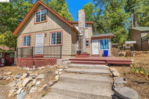 Photo of 18814 Manzanita Dr DR, Twain Harte, CA 95383 (MLS # 41148566)