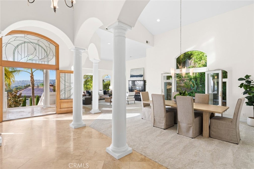 128 S Derby Circle