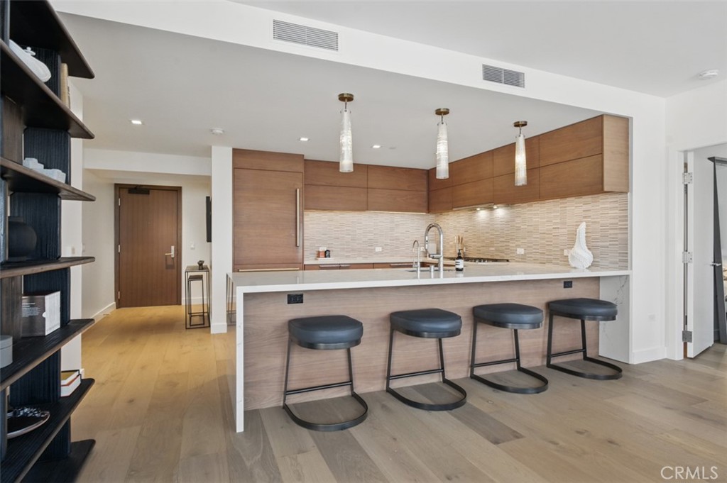 888 W E Street 505