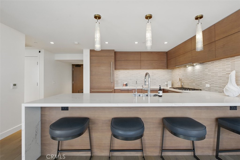 888 W E Street 505