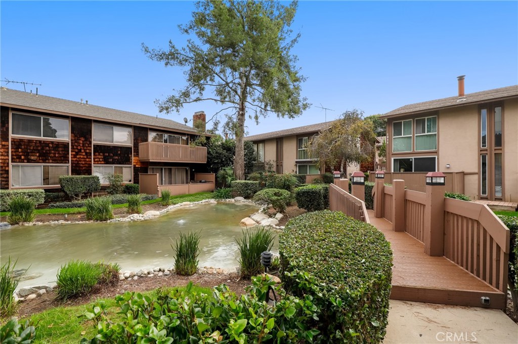 The Redwoods (REDW) - Residential