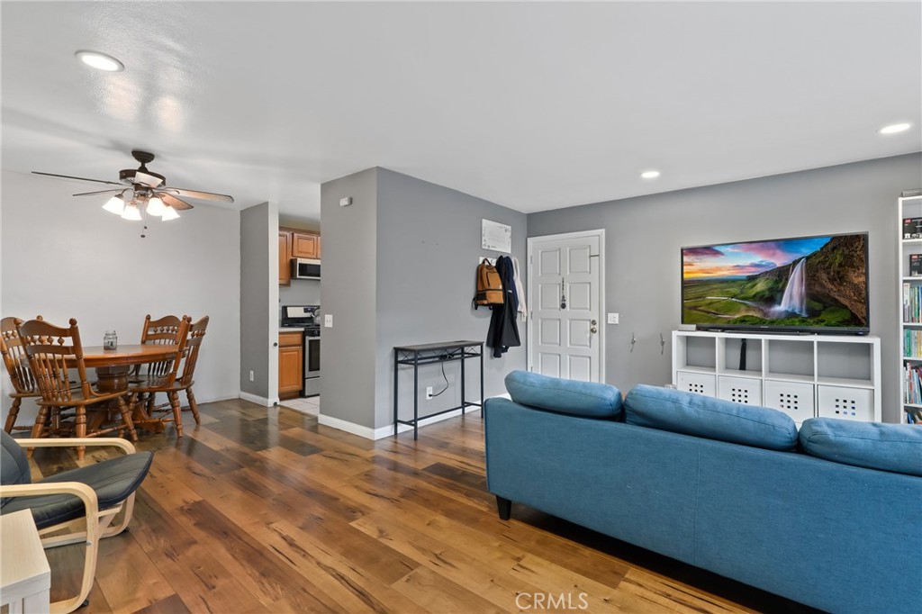 1094 Cabrillo Park A