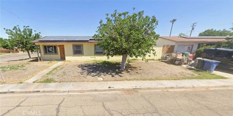 Photo of 1011 E California ST, Blythe, CA 92225 (MLS # DW26099938)