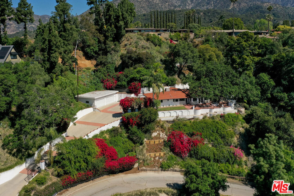 430 N Alta Vista Avenue