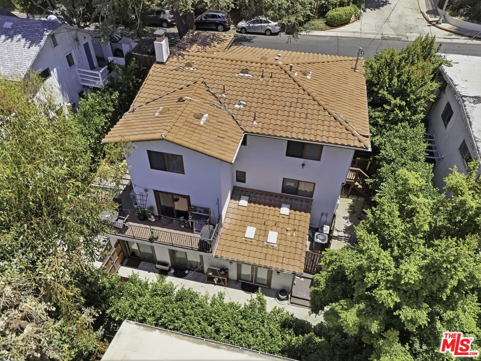 2127 Vine Street