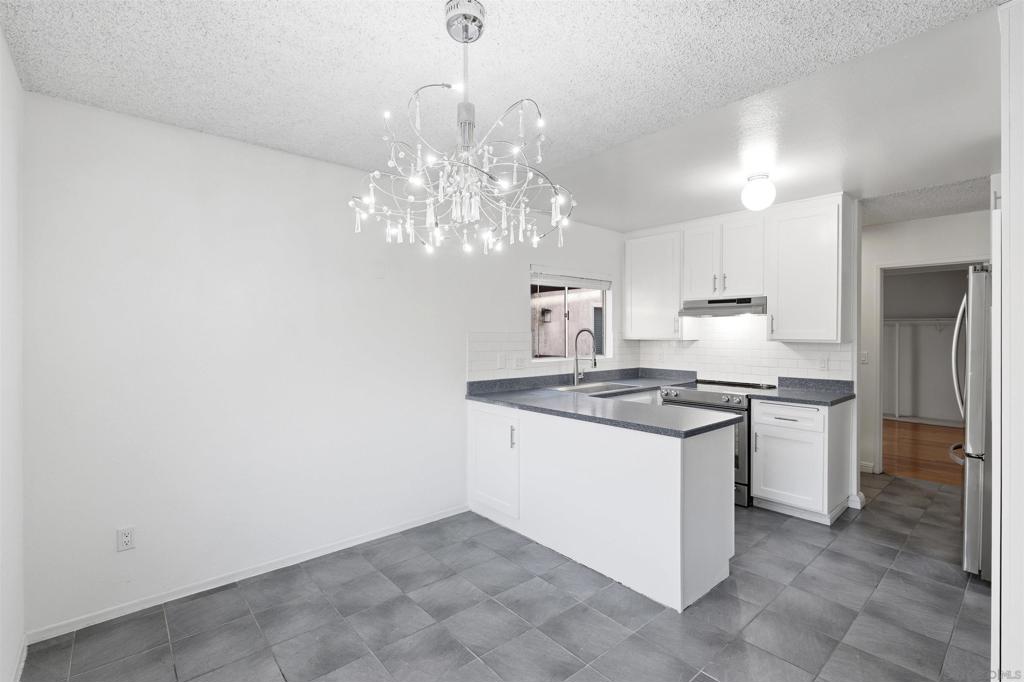 5432 Adobe Falls Rd 12