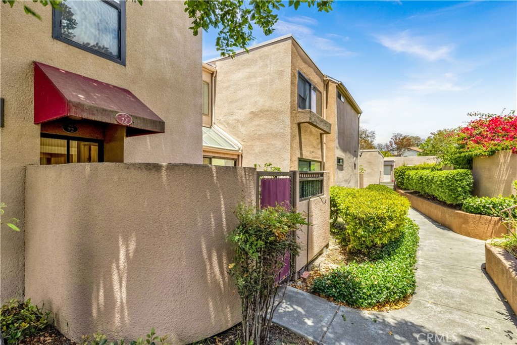 25761 Le Parc 72