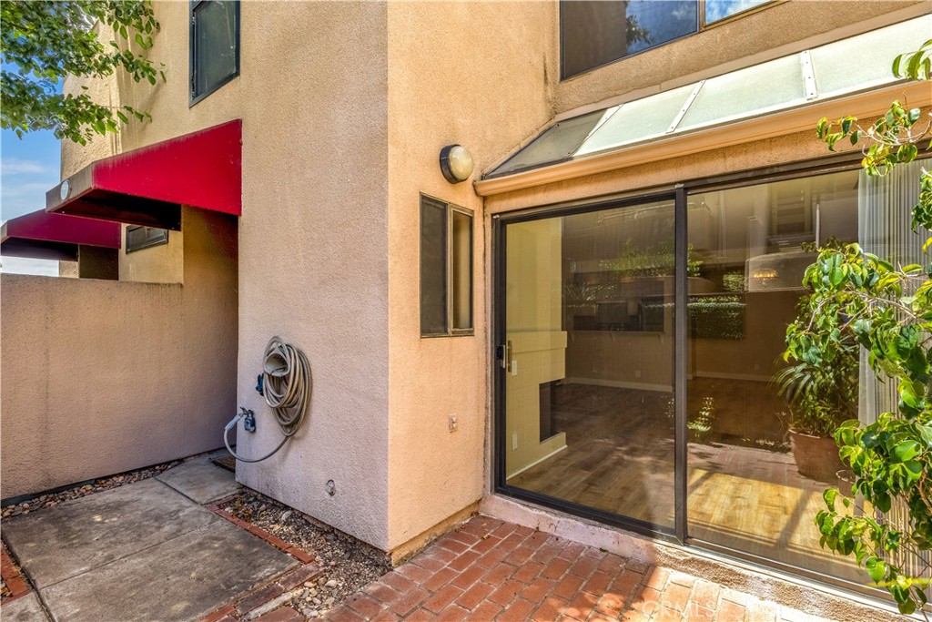 25761 Le Parc 72