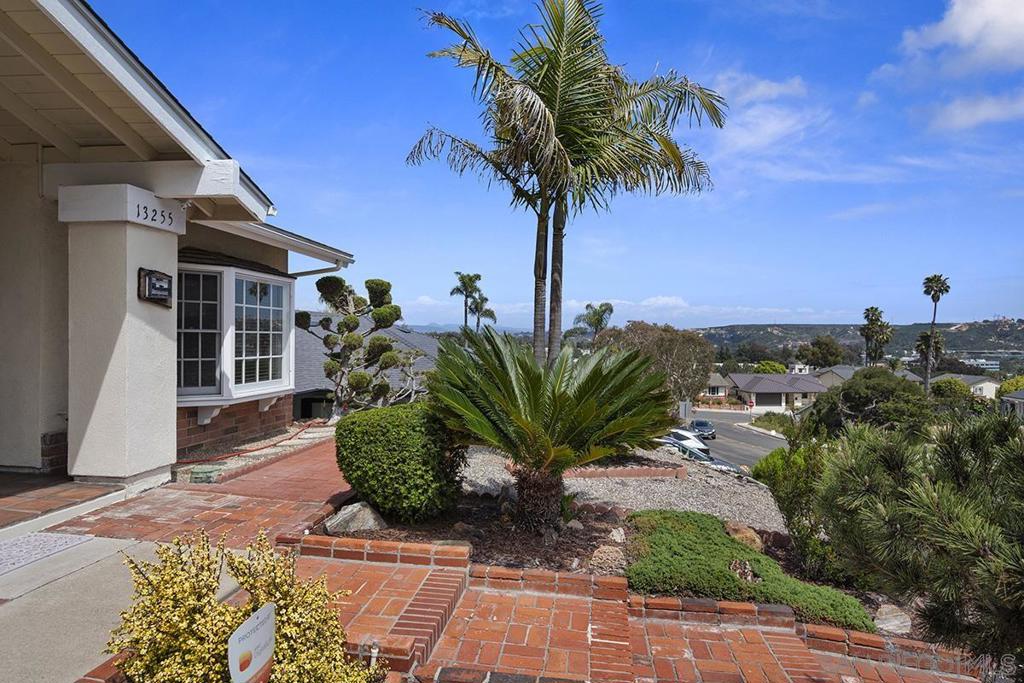 13255 Mango Drive