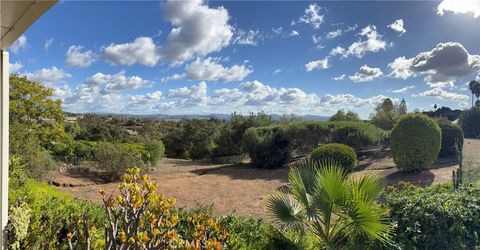 1905 Vista Del Norte Fallbrook CA 92028