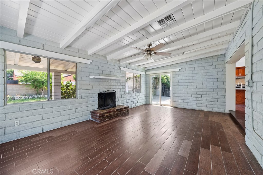 Properties 4 9794 Stanwin Avenue