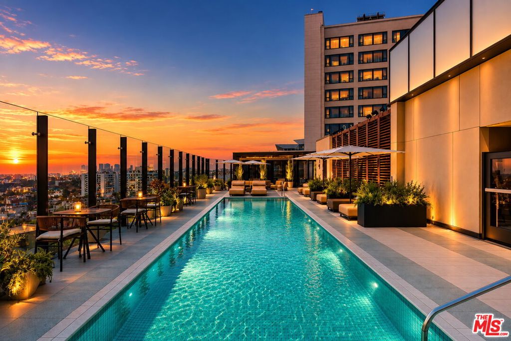 8420 W Sunset Boulevard 107
