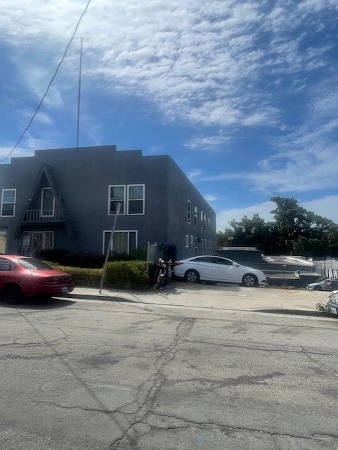 422 Warren