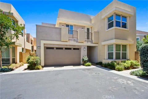 MLS: OC26148947