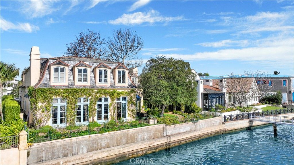 Photo of 2668 Bayshore Drive, Newport Beach, CA 92663 (MLS # NP26074702)