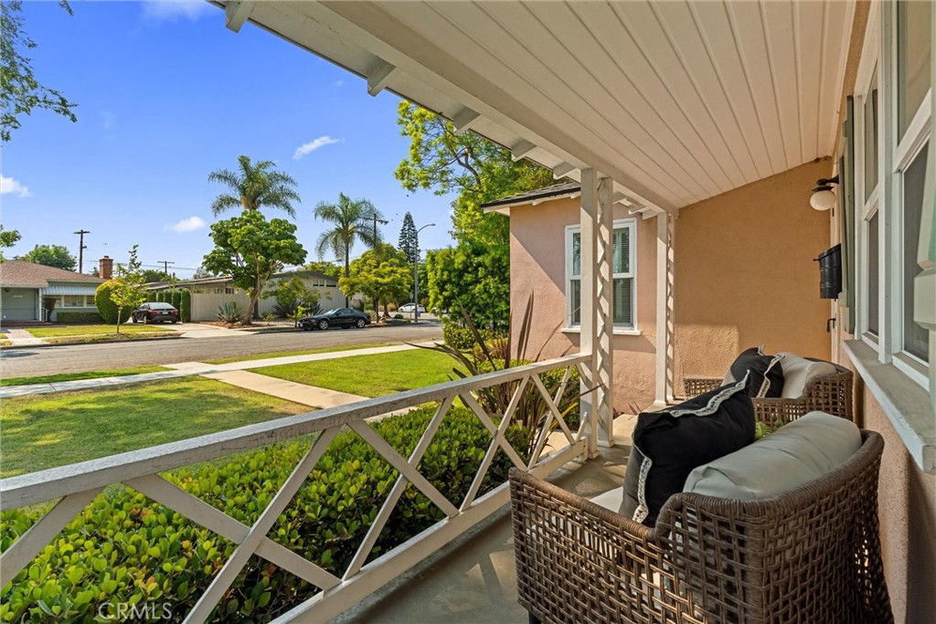 3762 Gardenia Ave