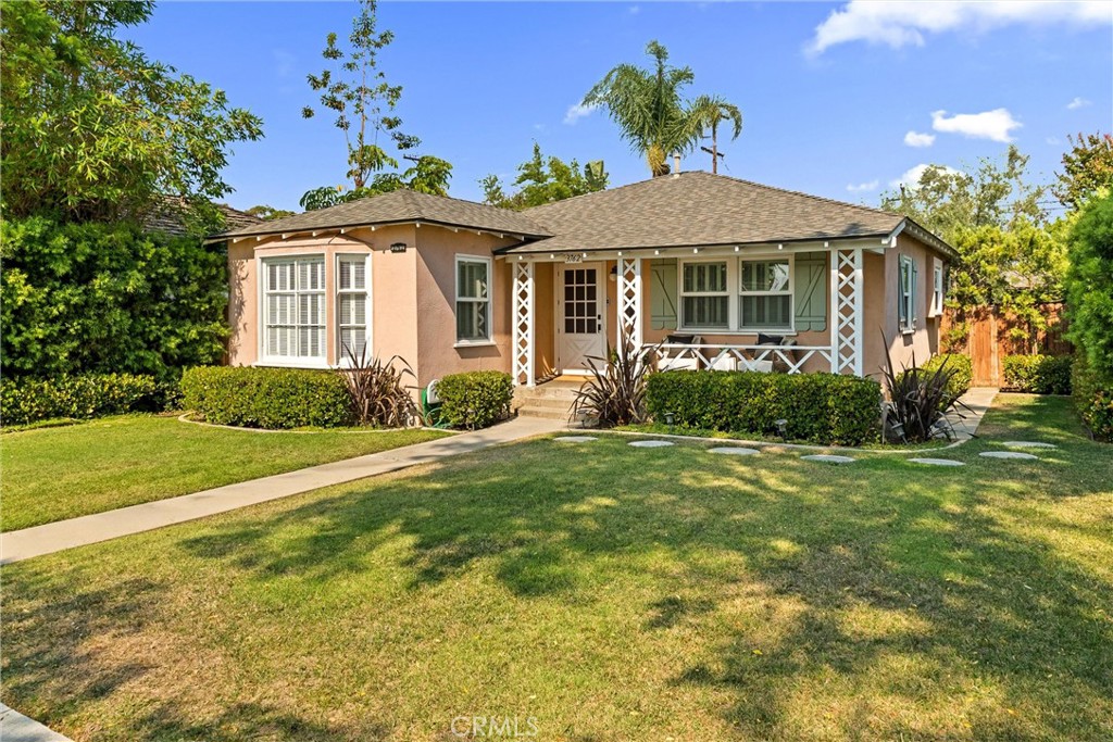 3762 Gardenia Ave