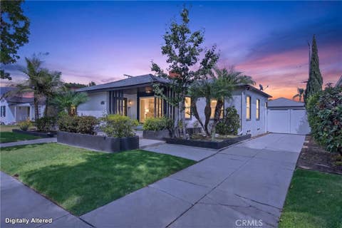 Photo of 3934 N Marshall Way N, Long Beach, CA 90807 (MLS # PW26178265)