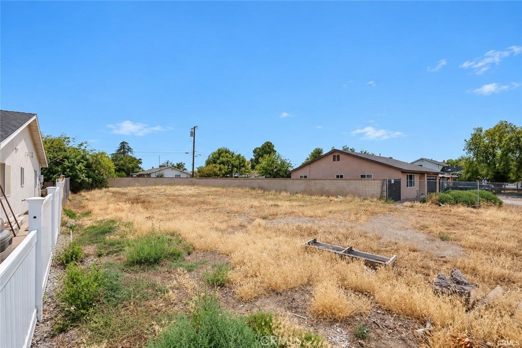 38545 4th Street