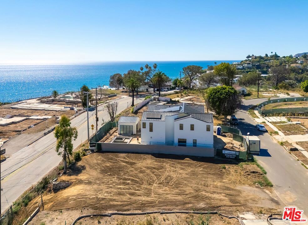 Photo of 17056 Livorno Drive, Pacific Palisades, CA 90272 (MLS # 26998033)