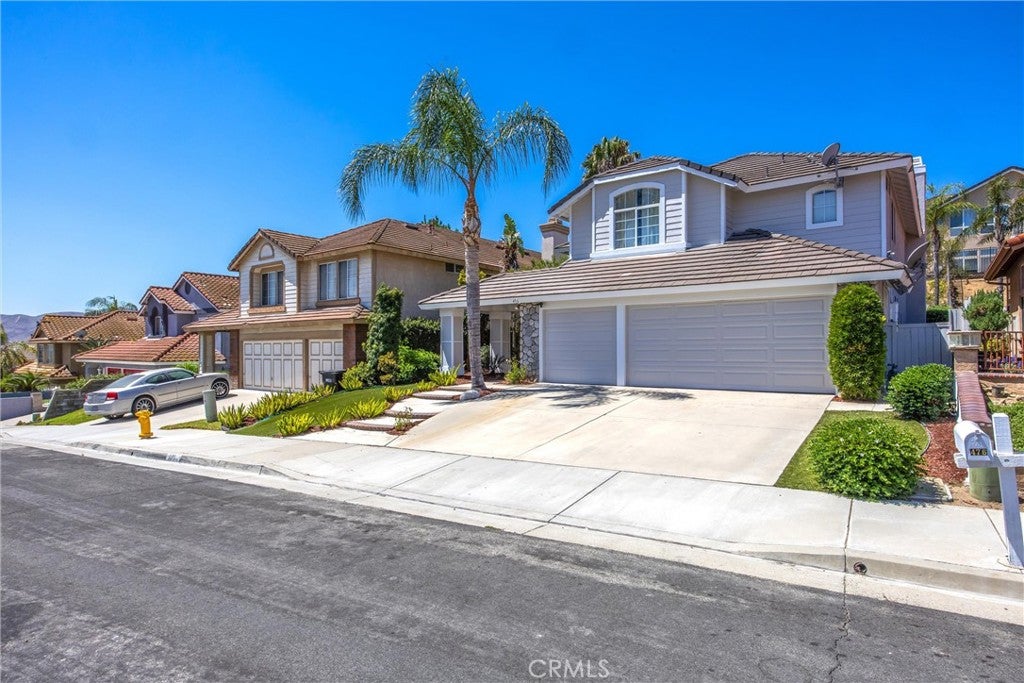 476 Somerset Cir
