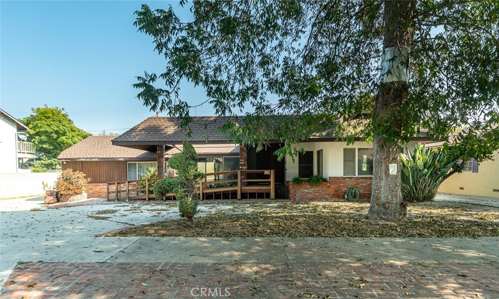 700 S Mariposa Street