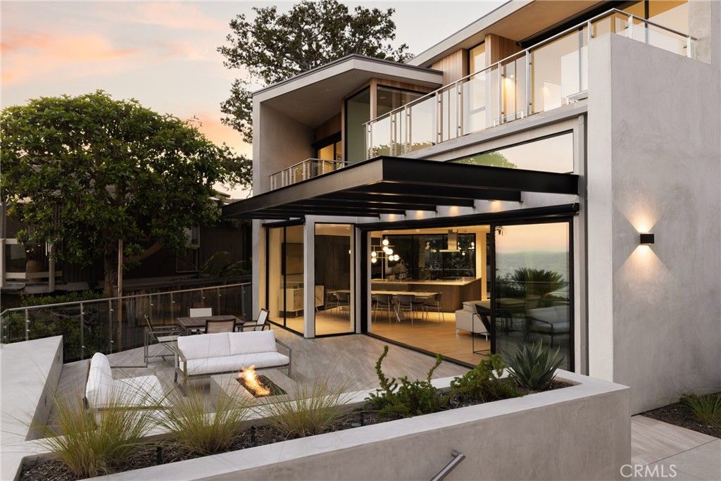 Photo of 1 Lagunita, Laguna Beach, CA 92651 (MLS # LG26035887)