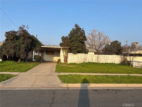 4298 N Holt Fresno CA 93705