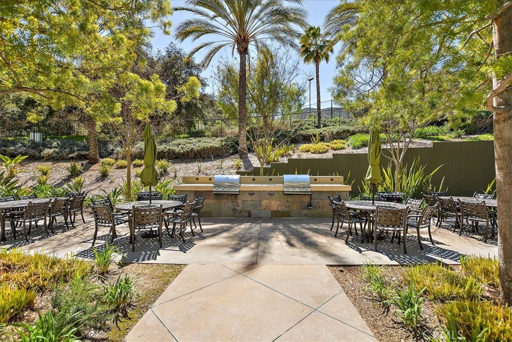 Cobblestone Canyon - Residential Lease