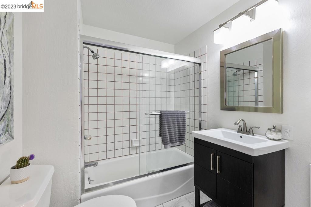 MAXWELL  PARK - Residential