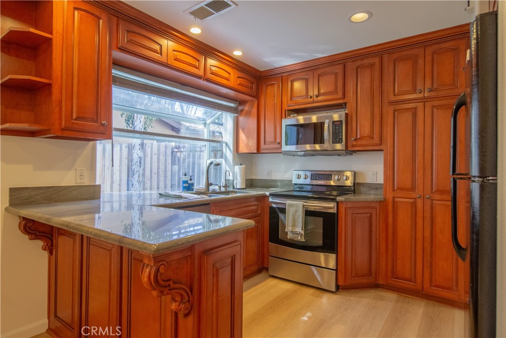 Woods (TW) - Residential Lease