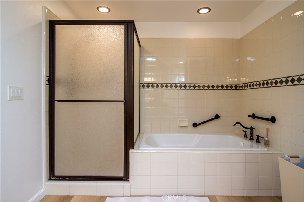 Woods (TW) - Residential Lease