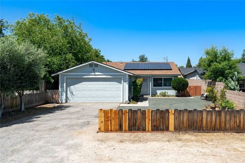 Photo of 155 South 2nd Street ST, Shandon, CA 93461 (MLS # SC26097356)