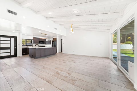 Photo of 17600 Stare Street, Northridge, CA 91325 (MLS # SR26203235)