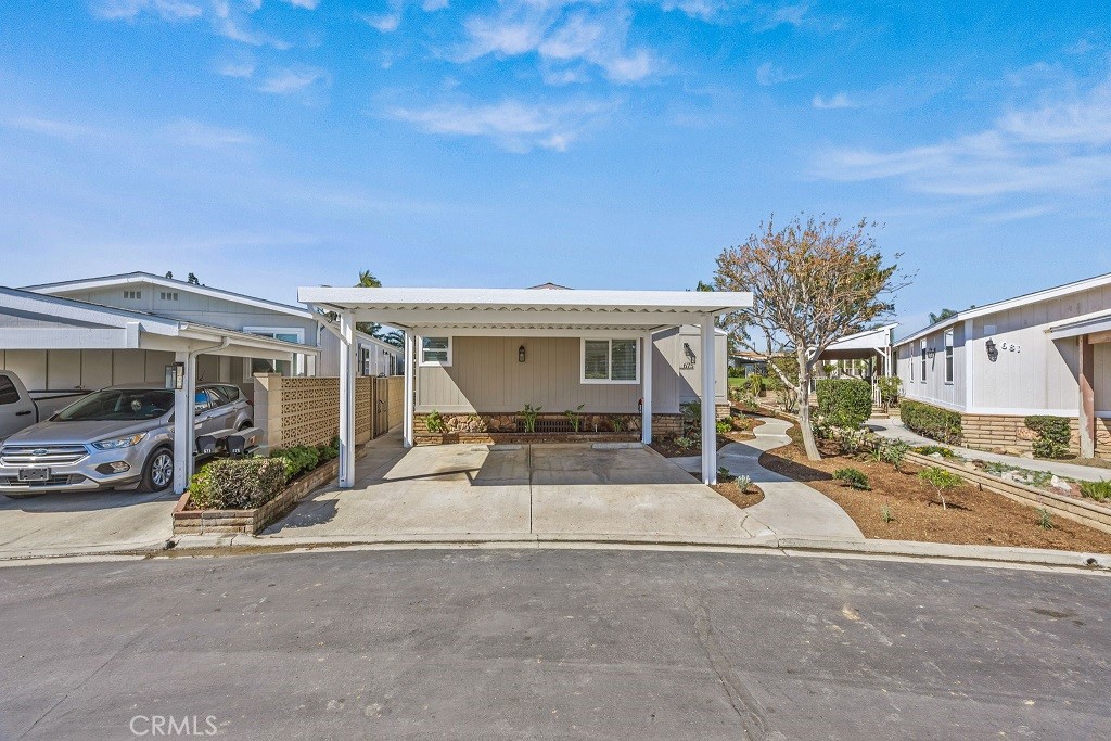 675 Wood Lake Avenue 186