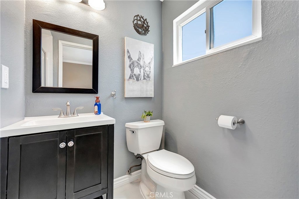5702 Riviera Drive, Huntington Beach CA 92647 - Photo 21