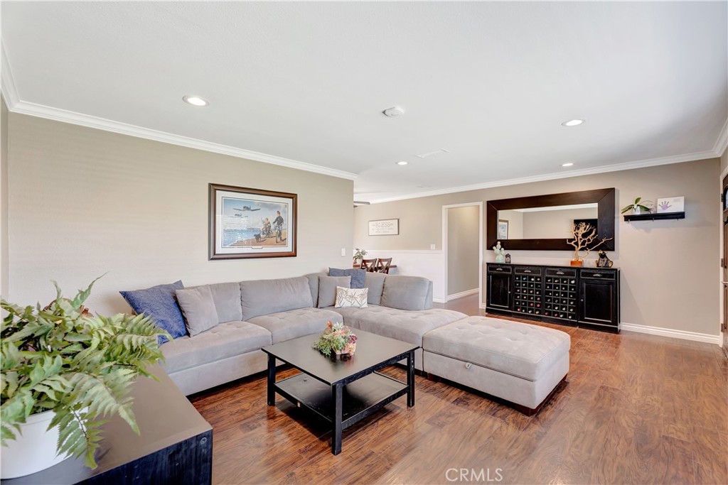 5702 Riviera Drive