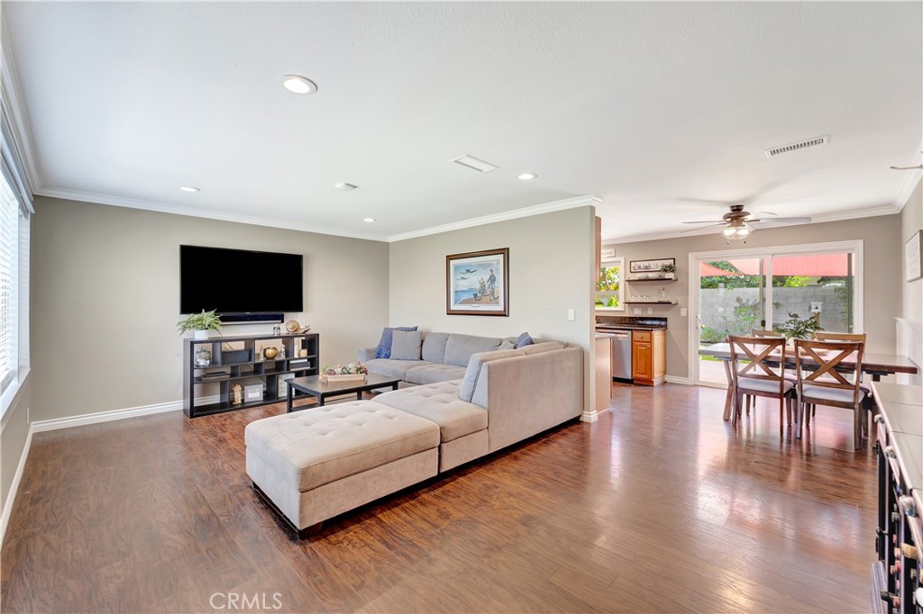 5702 Riviera Drive