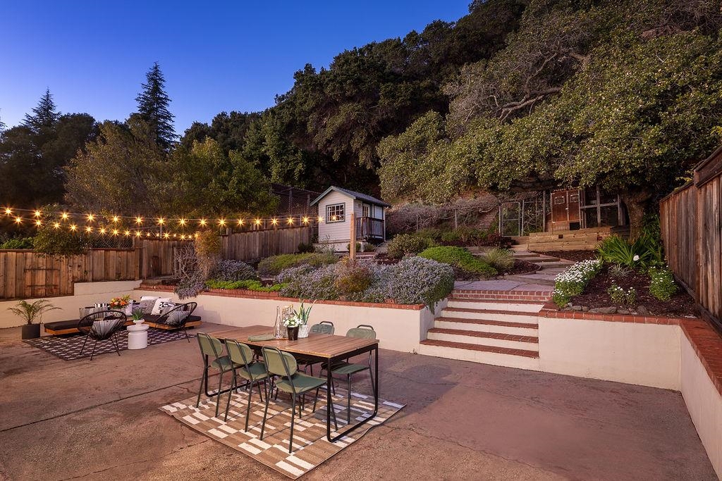 3175 3175 Revere Ave